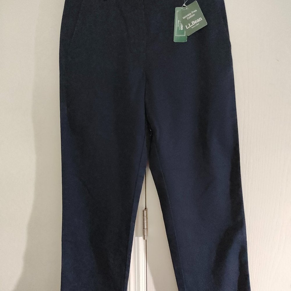 brand new LL BEAN women's classic fit navy cotton pants sze 4 petite eith nwt